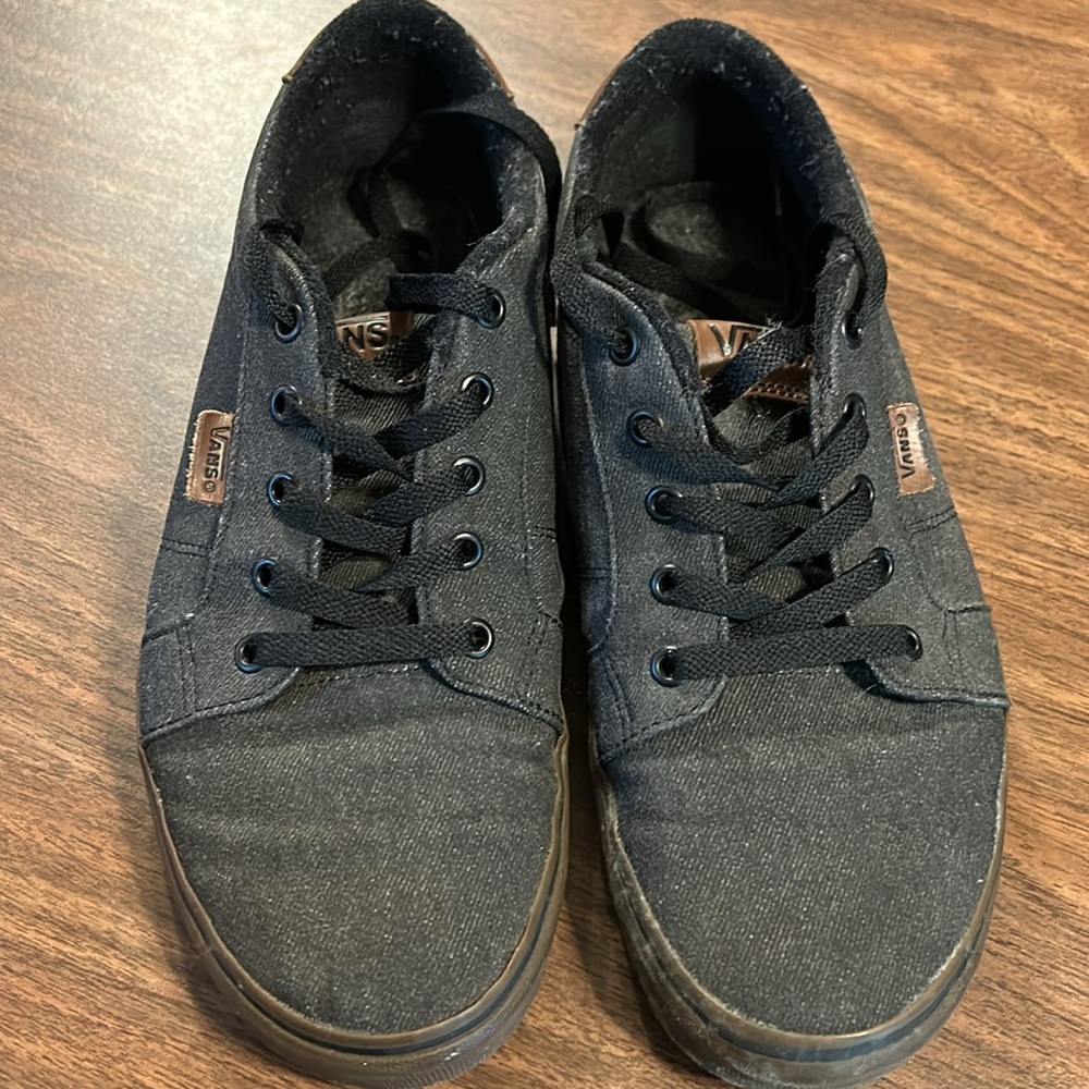 Men’s Vans Sz. 10.5 - Picture 2 of 11